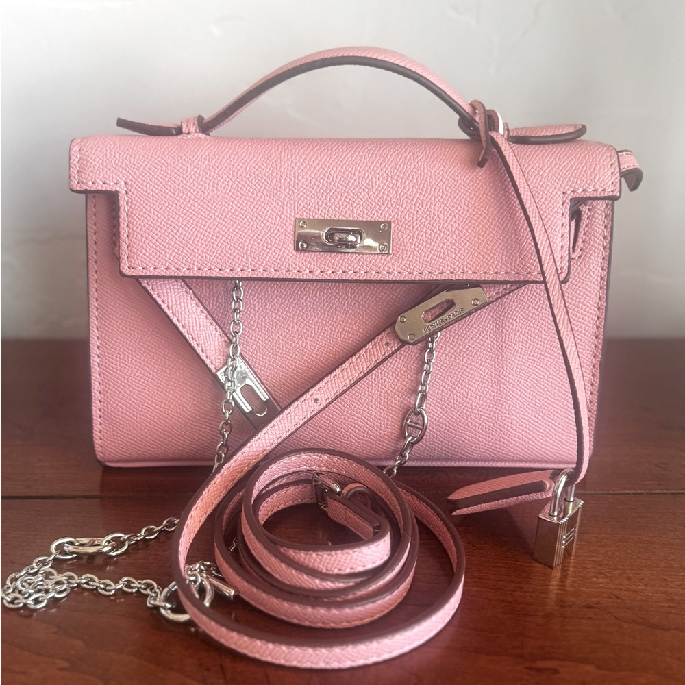 Baby pink mini Kelly pouchette. Inspired